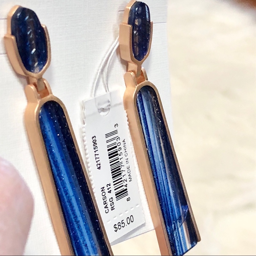 NWT Kendra Scott Carson Earrings Navy Dusted Glass - Picture 4 of 8